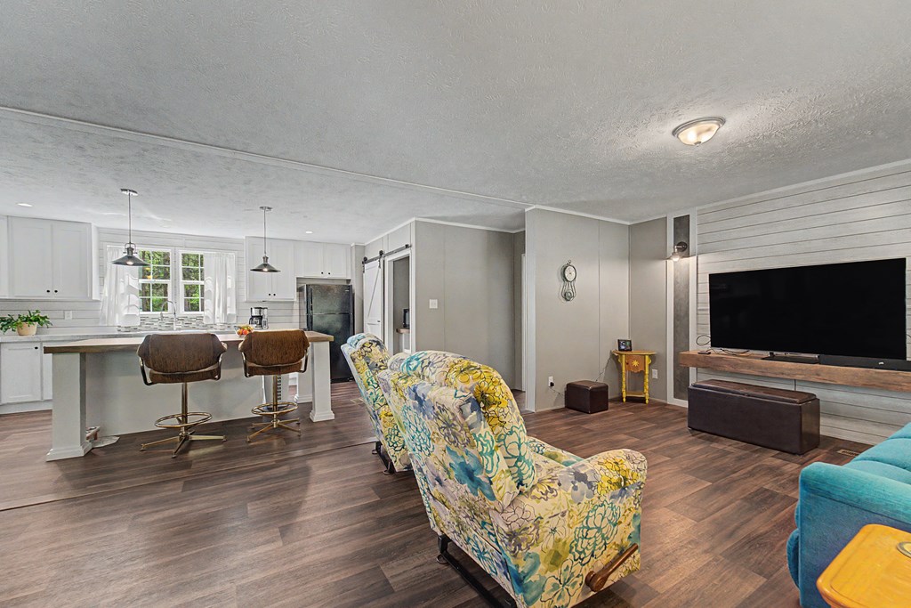 104/102 Pleasant Valley Lane