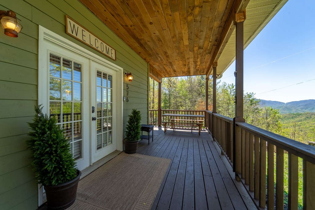 576 Grizzly Ridge