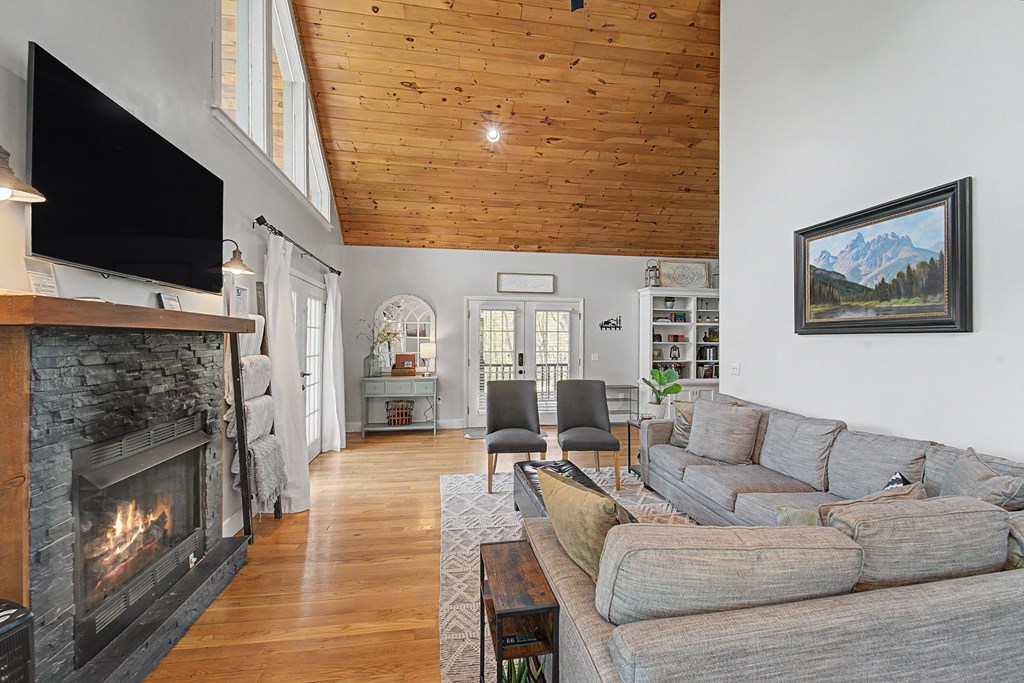 576 Grizzly Ridge