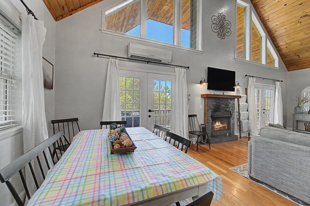 576 Grizzly Ridge
