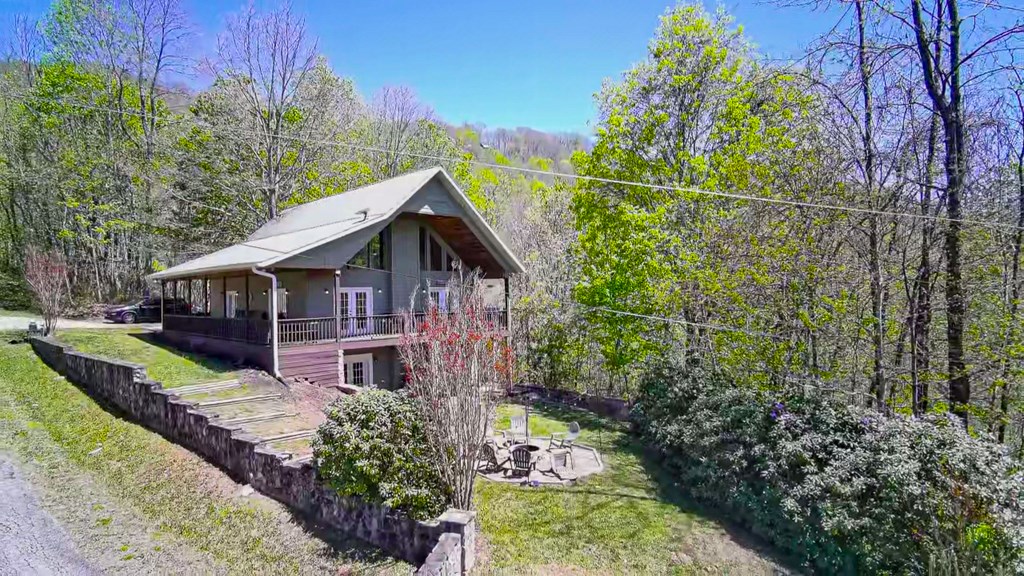 576 Grizzly Ridge