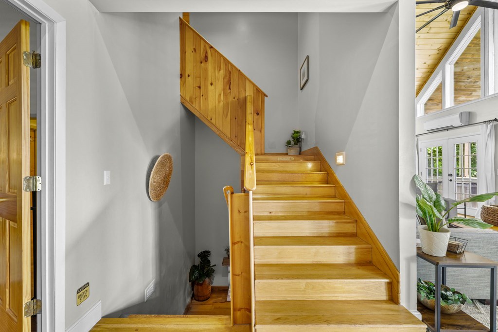 576 Grizzly Ridge