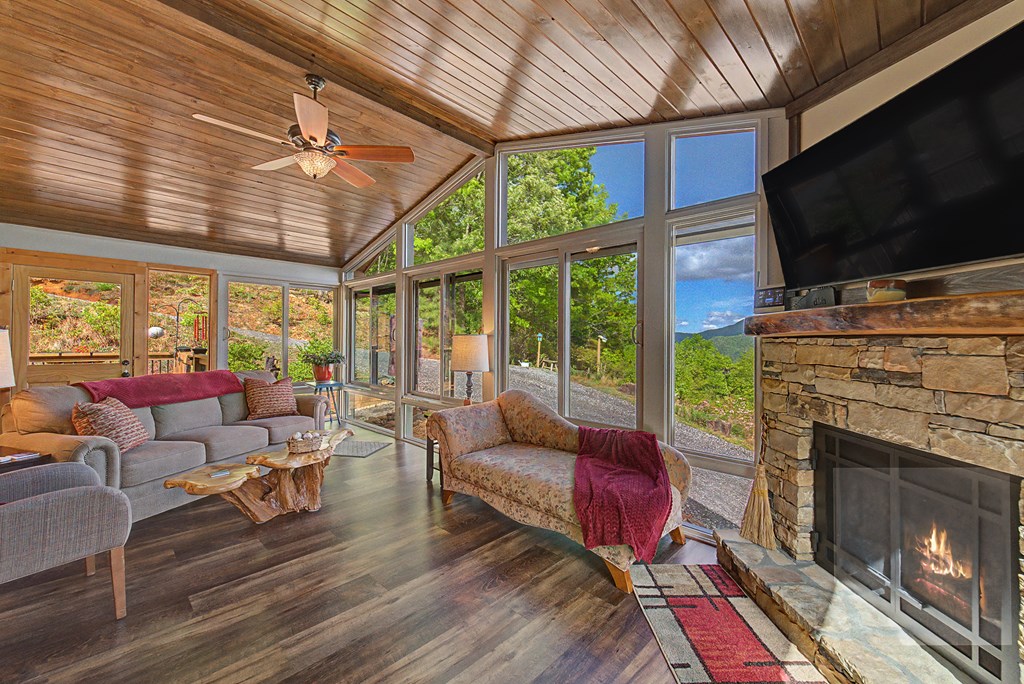 228 Old Owl Ridge