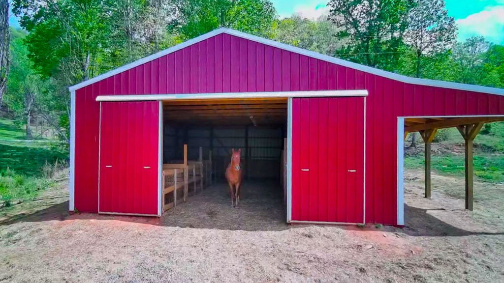 3325 Pack Mountain Road