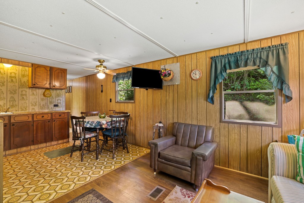 197 Lakeview