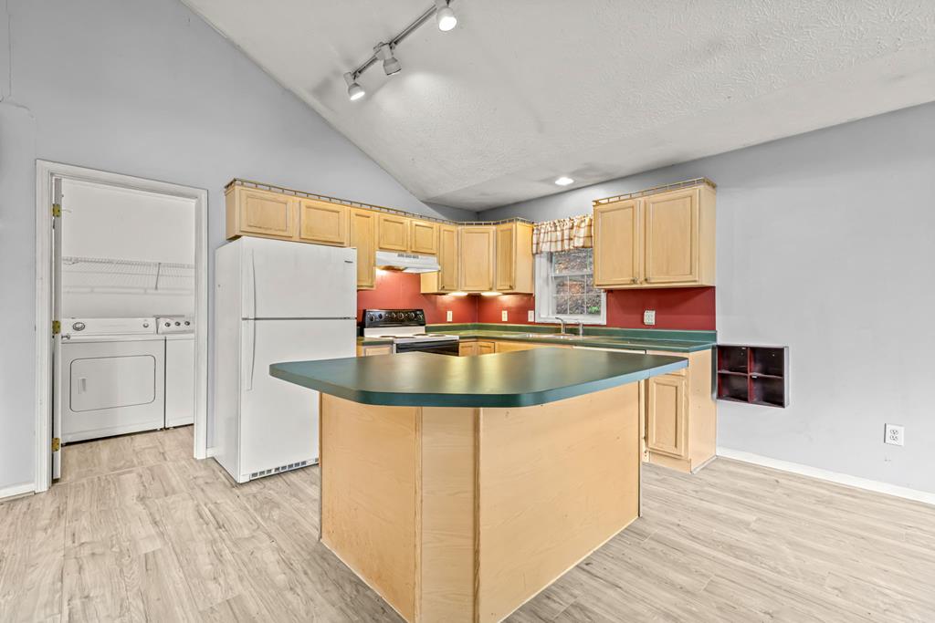 88 Andjen Valley Road