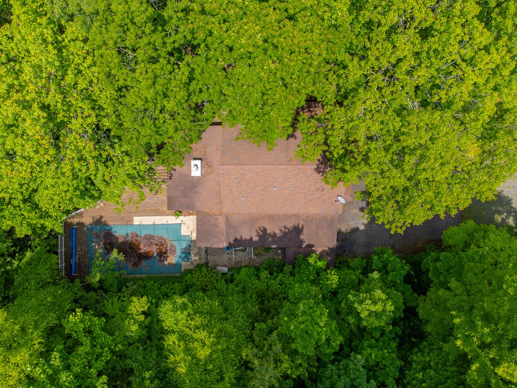 1504 Red Marble Road