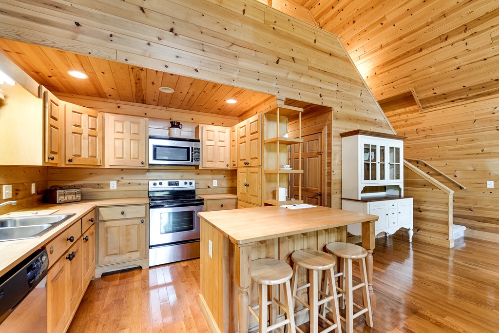 25 Black Oak Drive
