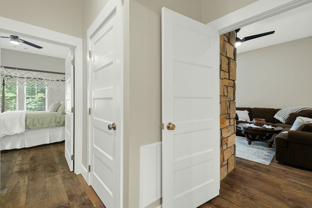 117 Amberleaf Way