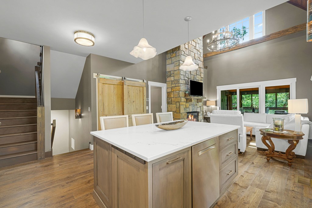 117 Amberleaf Way