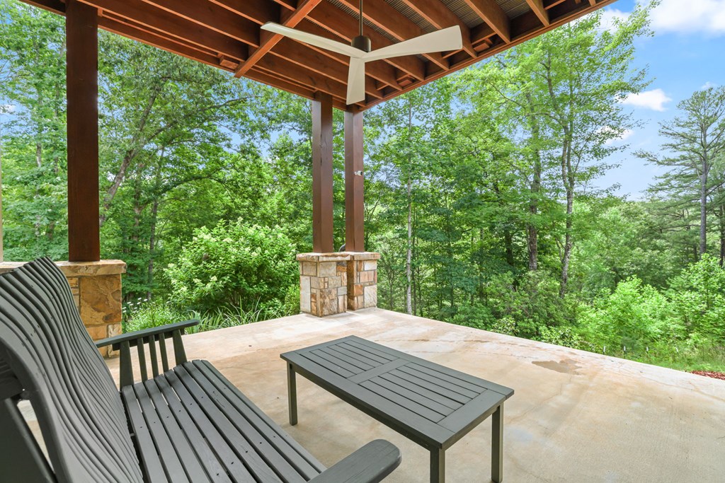 117 Amberleaf Way