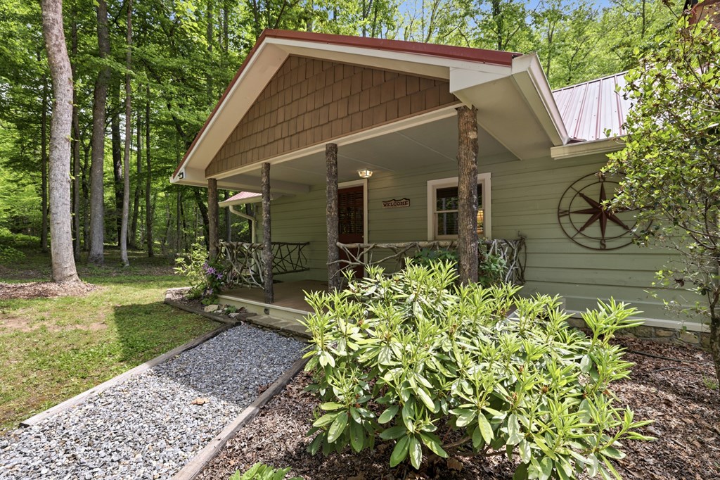 504 Compass Creek Drive