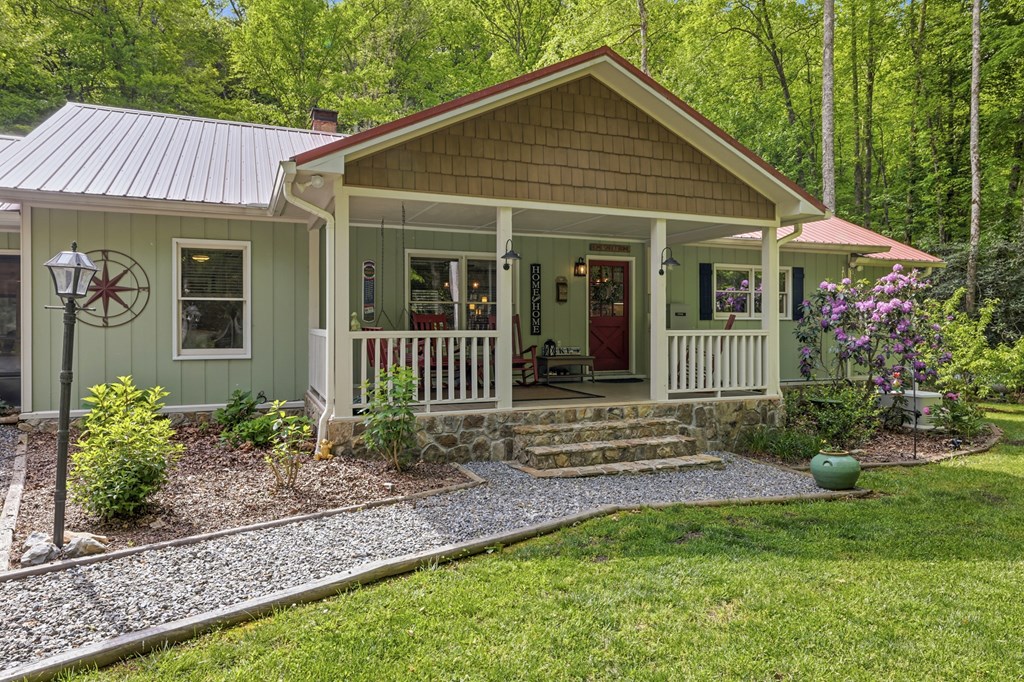 504 Compass Creek Drive