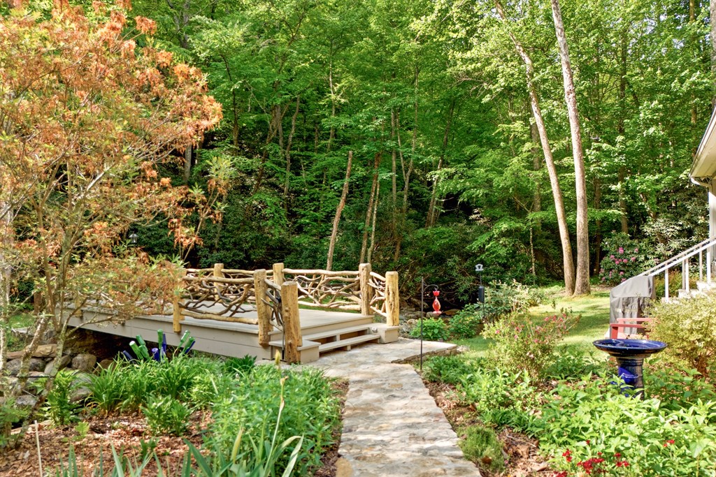 504 Compass Creek Drive