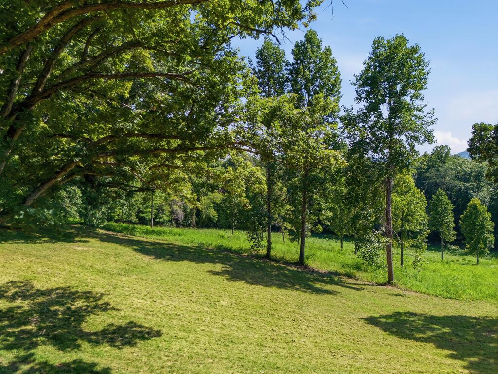 314 Lakeside Drive