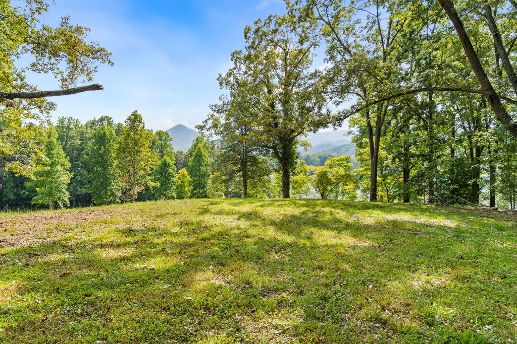 314 Lakeside Drive