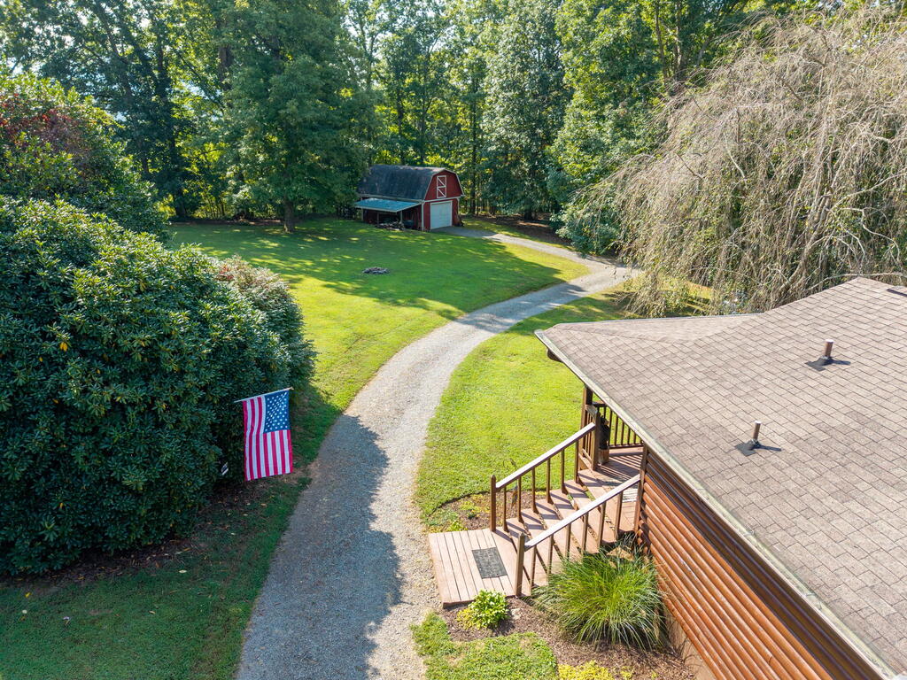 223 Mountain Breezes Drive