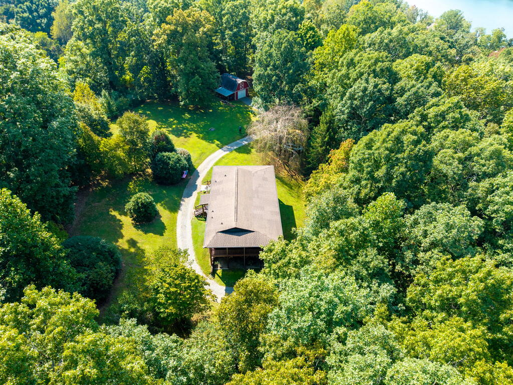223 Mountain Breezes Drive