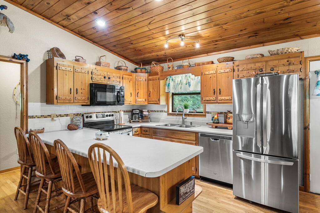 223 Mountain Breezes Drive