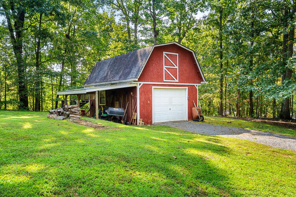 223 Mountain Breezes Drive