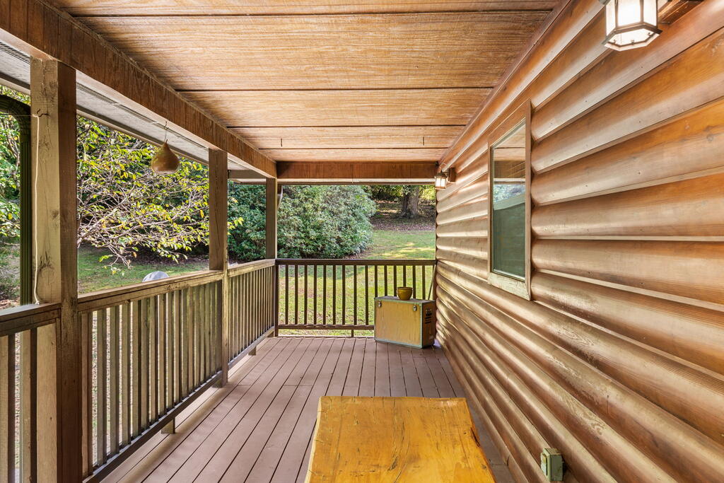 223 Mountain Breezes Drive