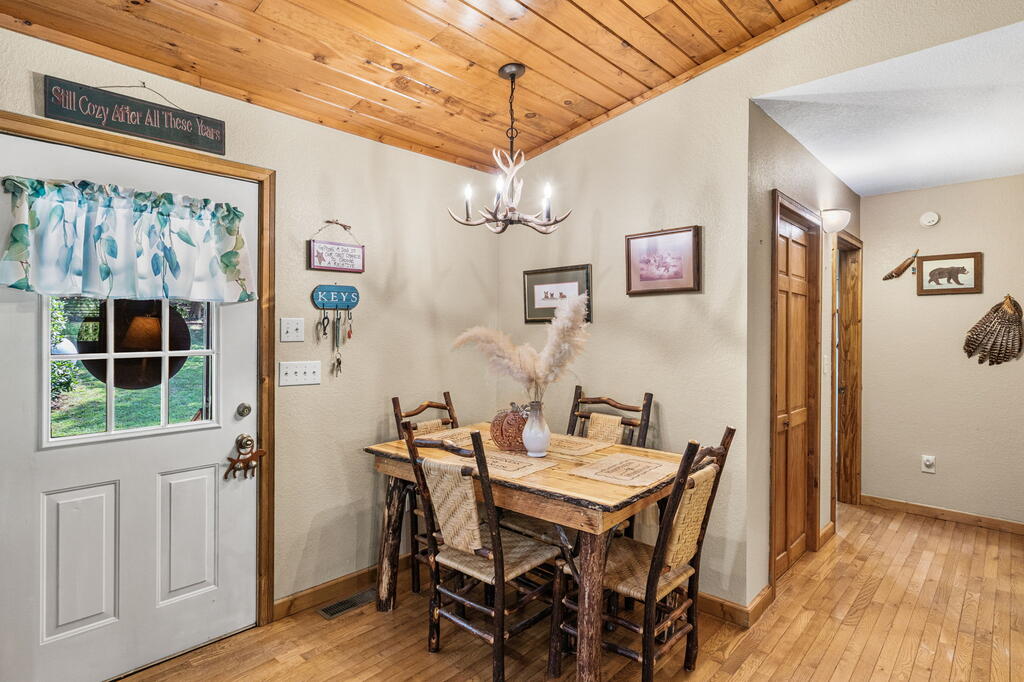 223 Mountain Breezes Drive