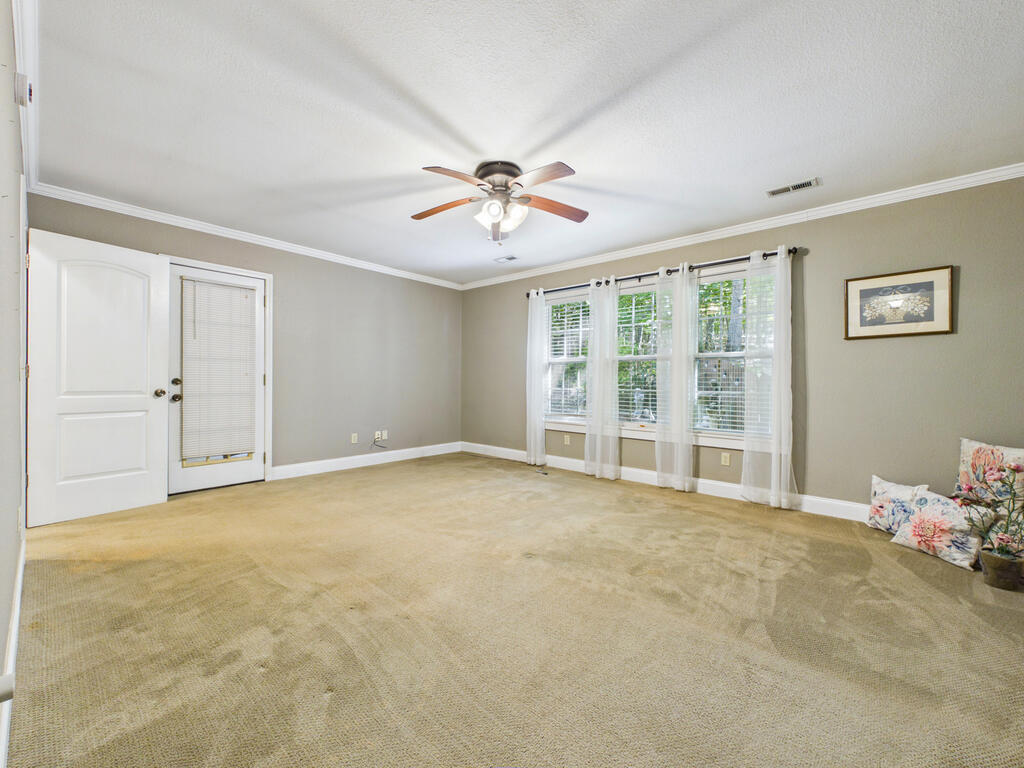 654 Ford Road