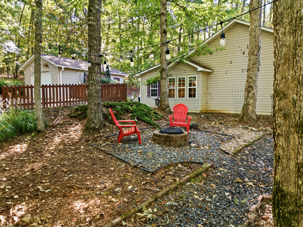654 Ford Road