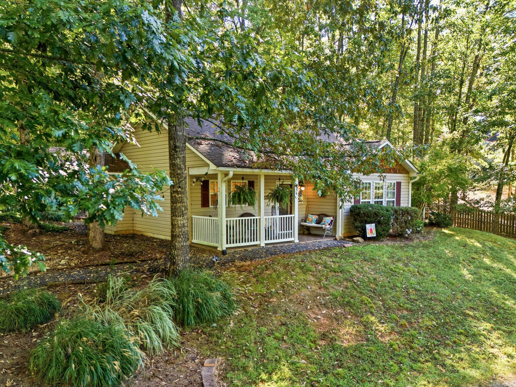654 Ford Road