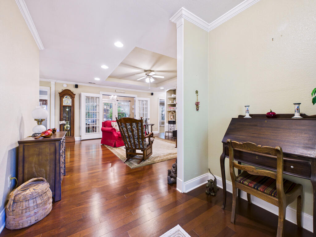 654 Ford Road