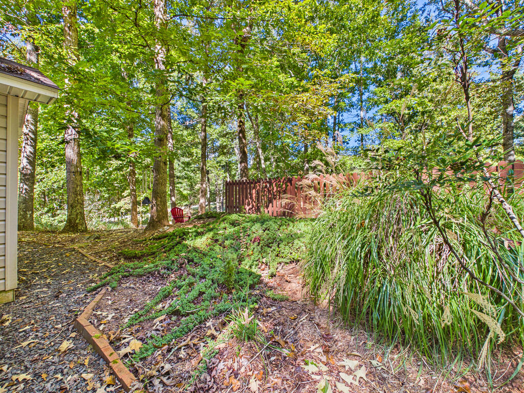 654 Ford Road