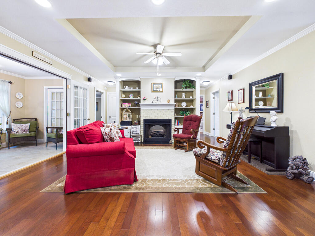 654 Ford Road