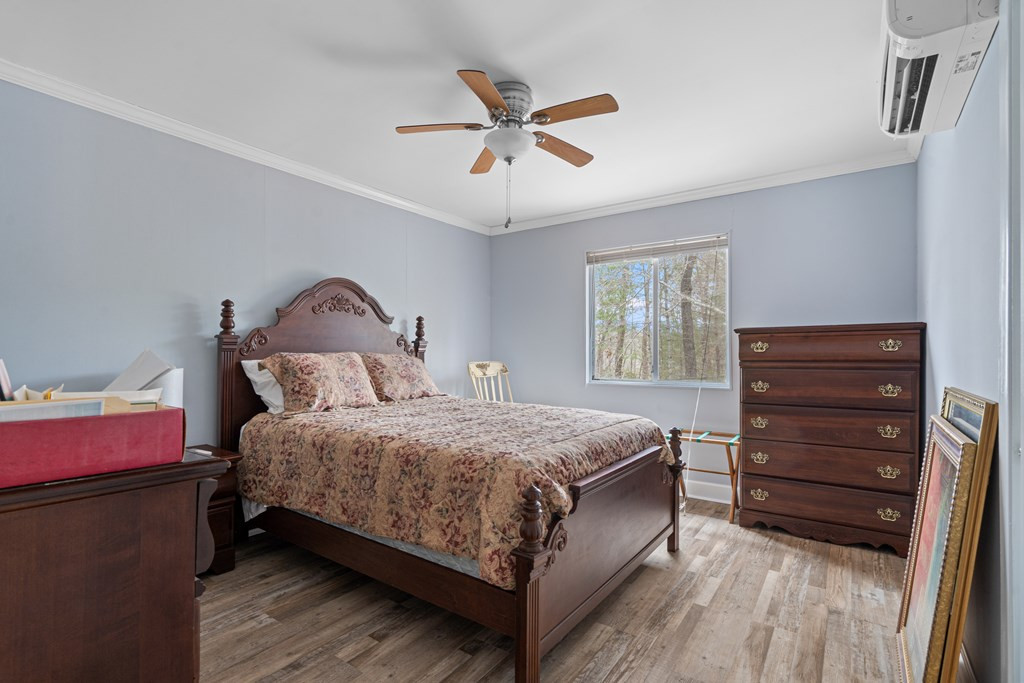 121 Brittany Pointe