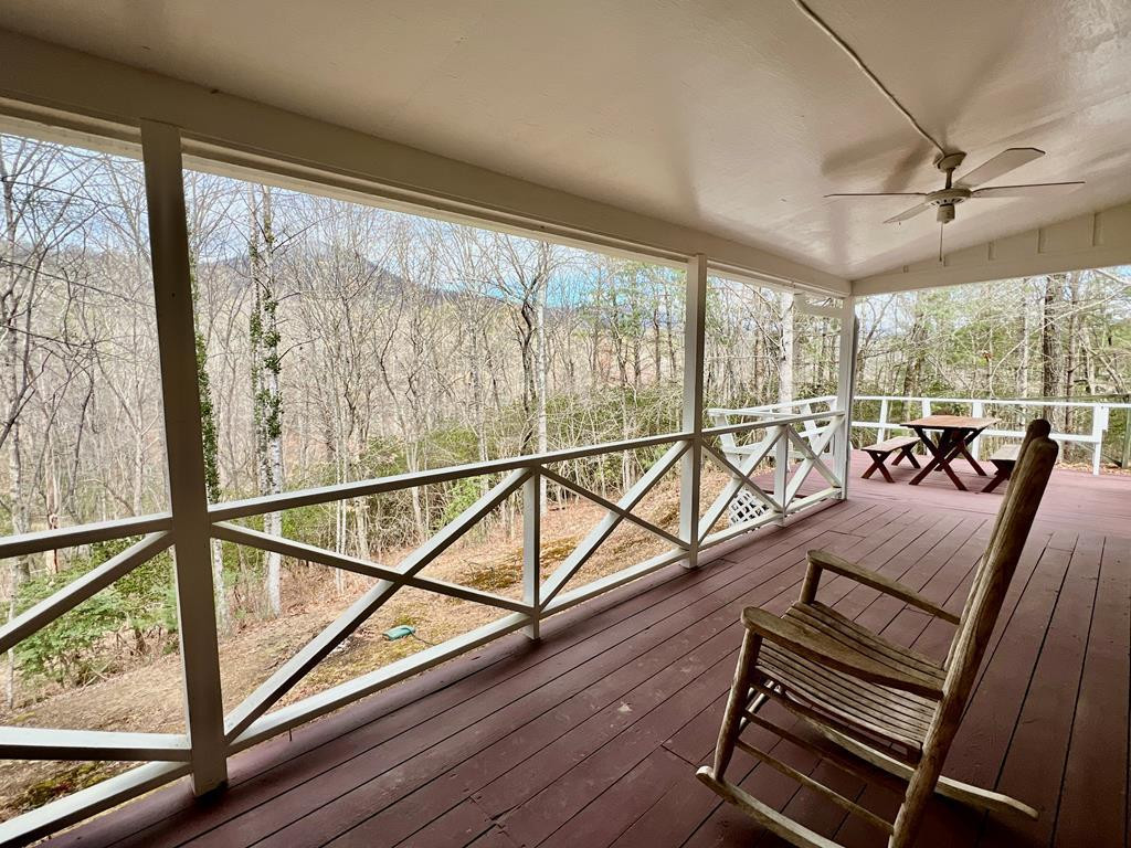 121 Brittany Pointe