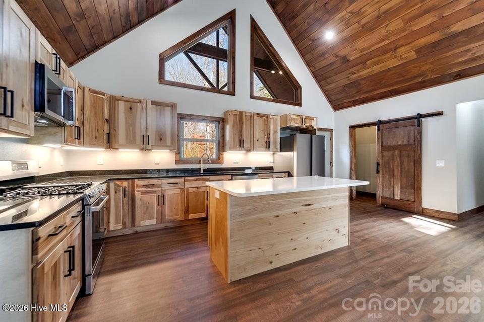 397 Kennelly Loop