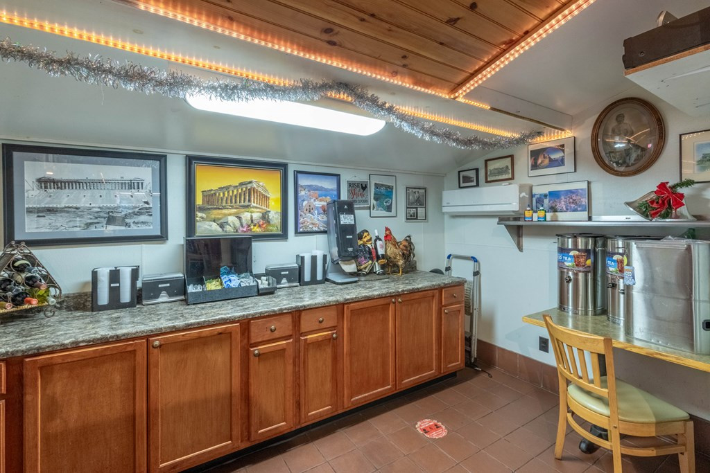 489 Haywood Road