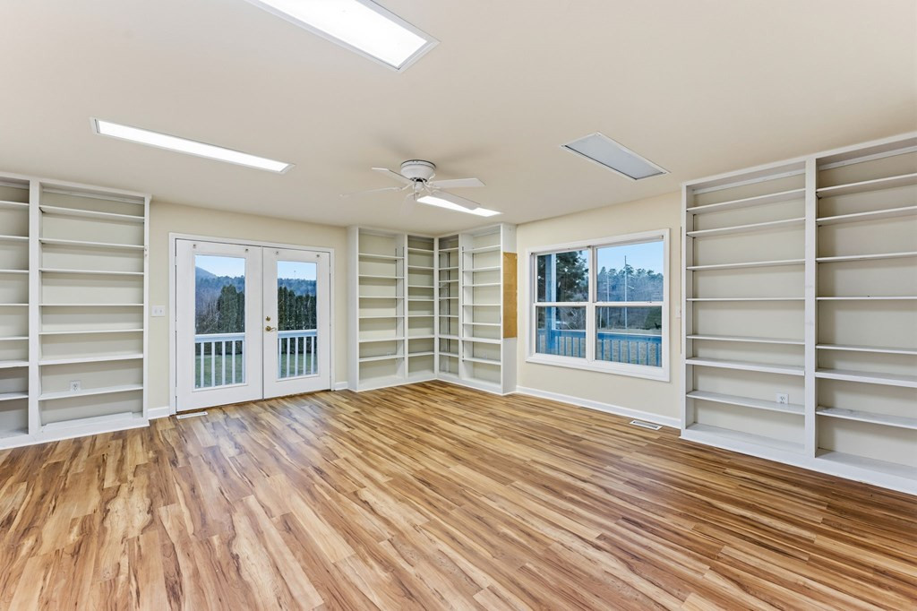 286 Mccombs Road