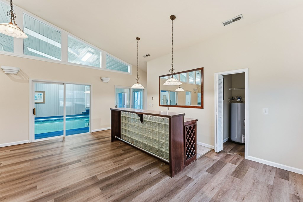 286 Mccombs Road
