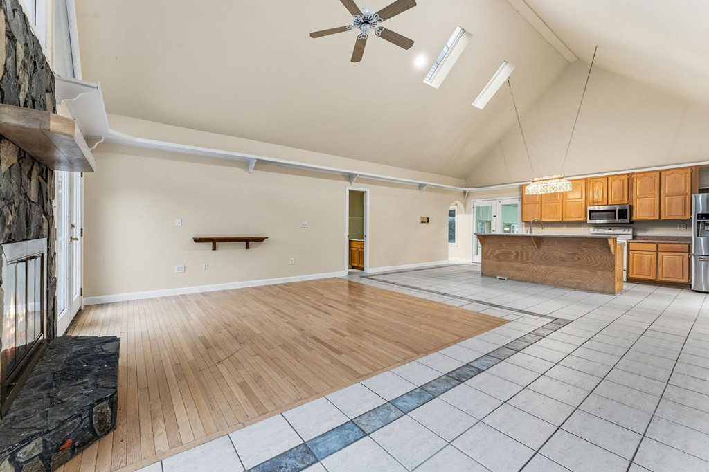 286 Mccombs Road