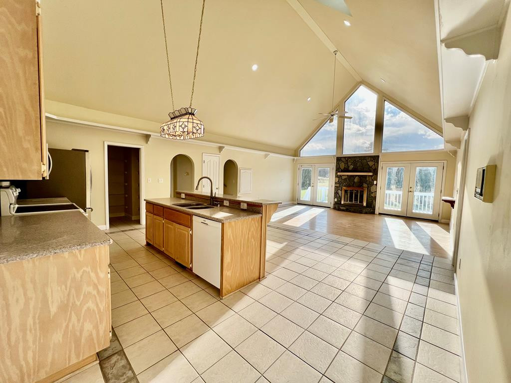 286 Mccombs Road