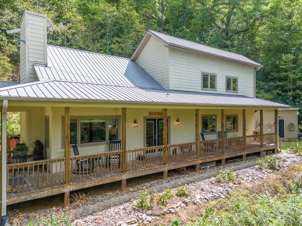 92 Sterling Lane