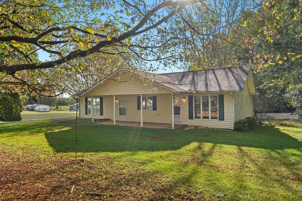 1045 Old Highway 64 W