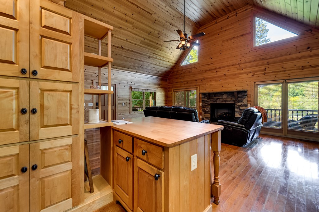25 Black Oak