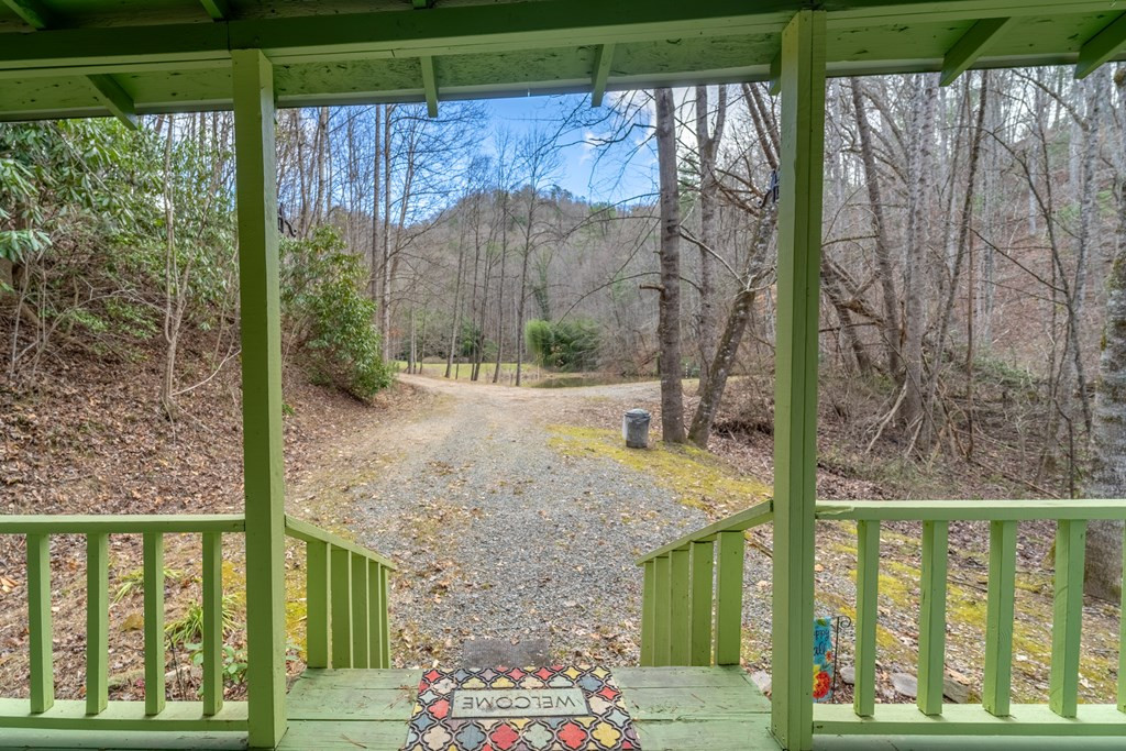 180 Valley Lane