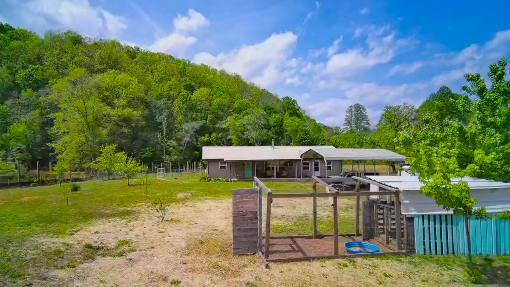 3325 Pack Mountain Road