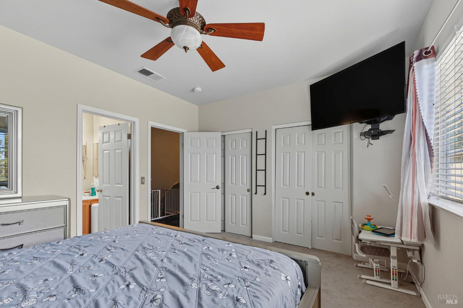 111 Mark West Commons Cir