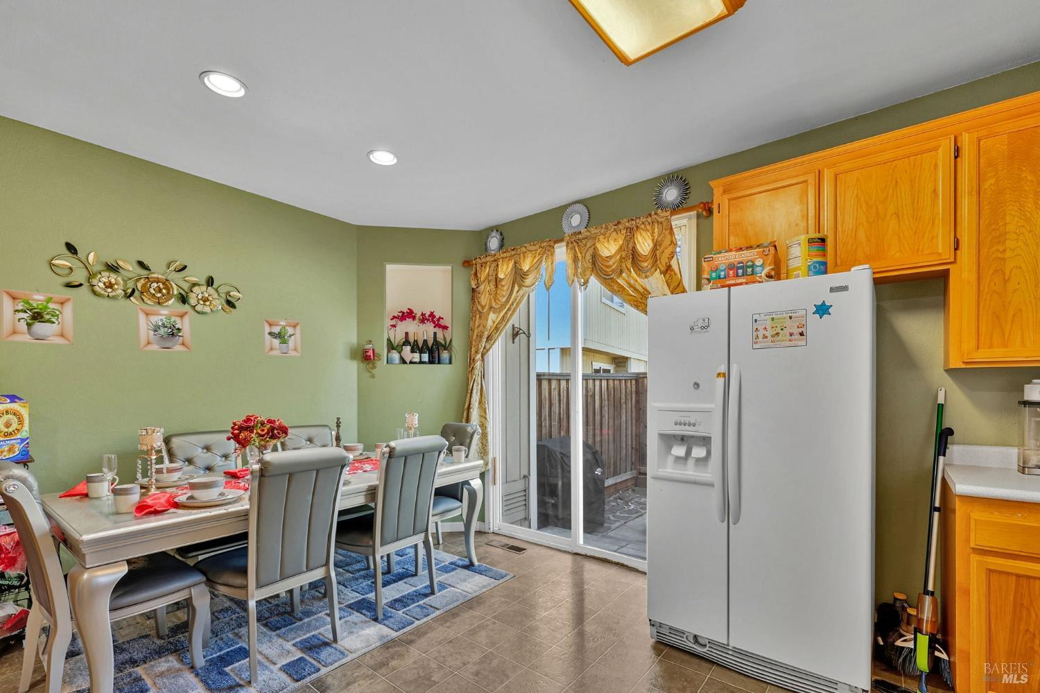 111 Mark West Commons Cir