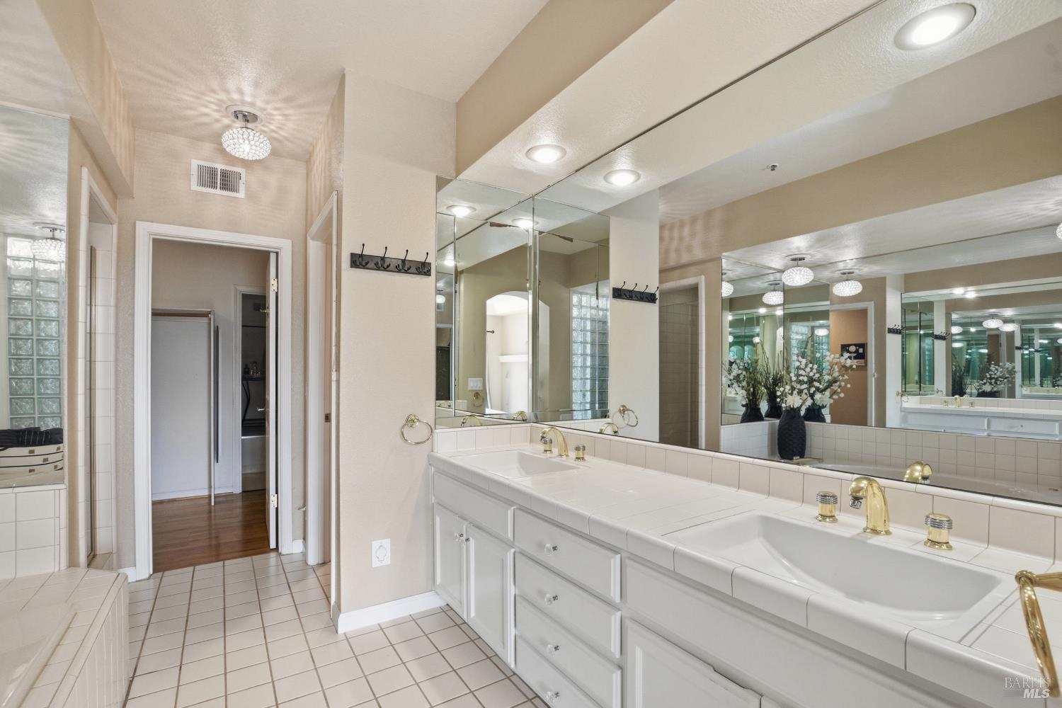 2003 Stonefield Lane