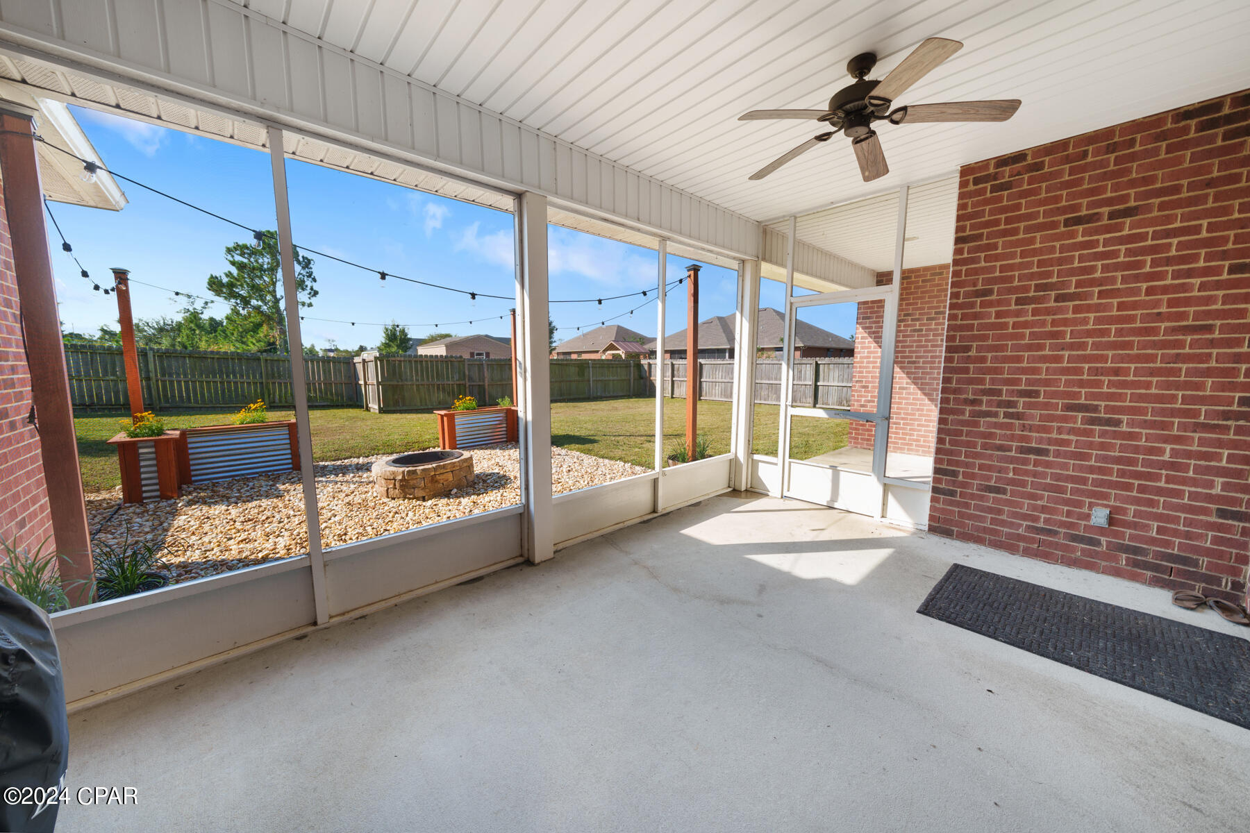 115 Lakeview Terrace