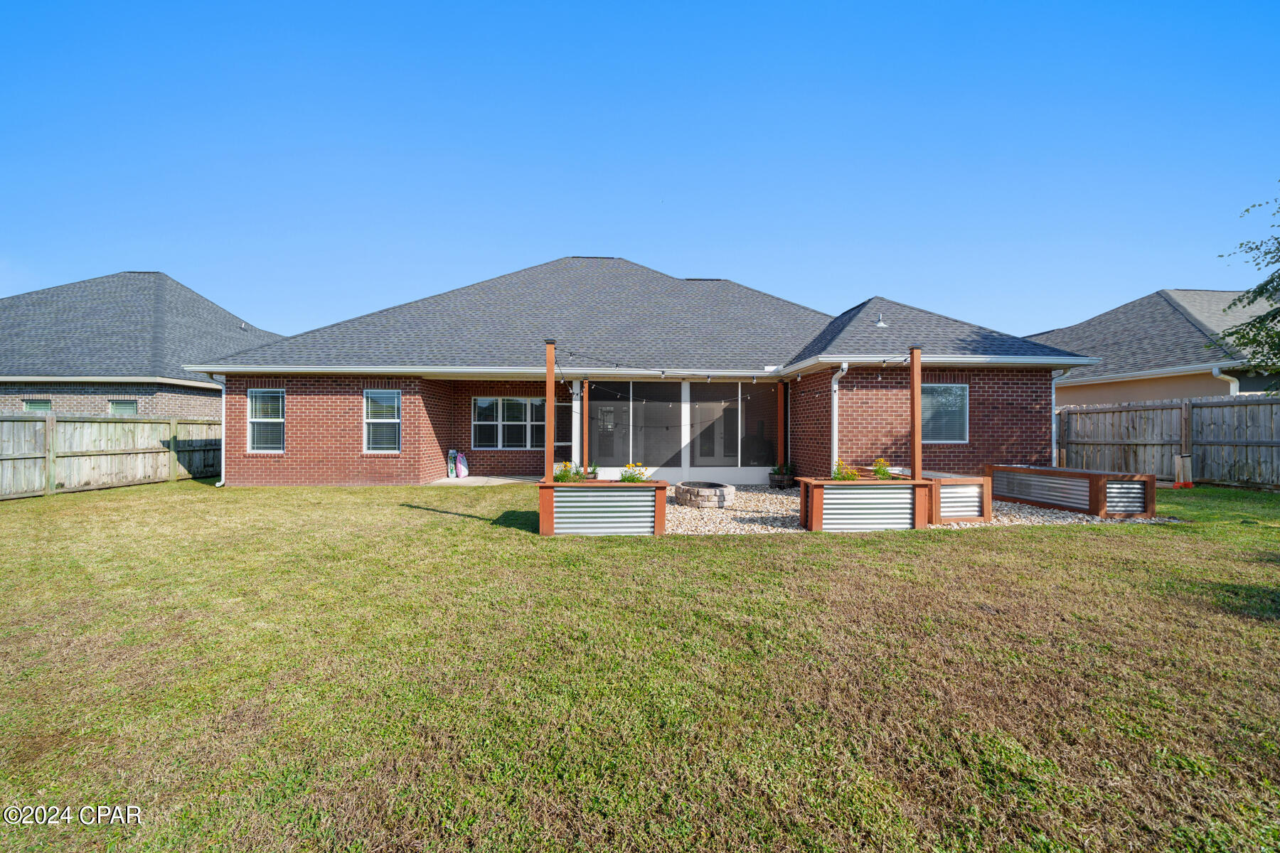 115 Lakeview Terrace